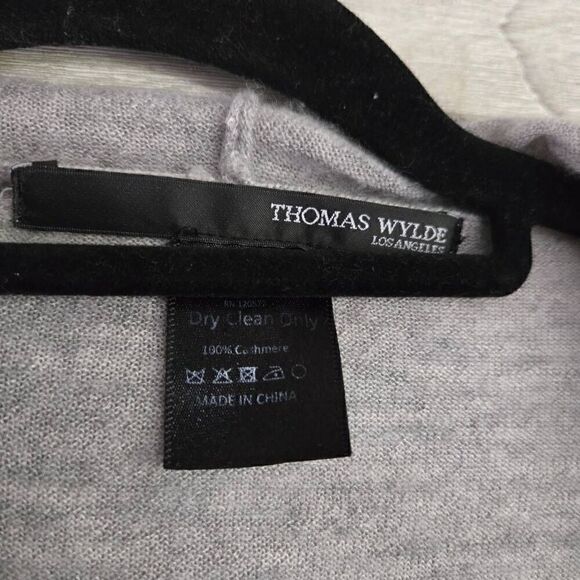 Thomas Wylde Cashmere Sweater Womens SZ  S Rhinstones - Picture 2 of 8